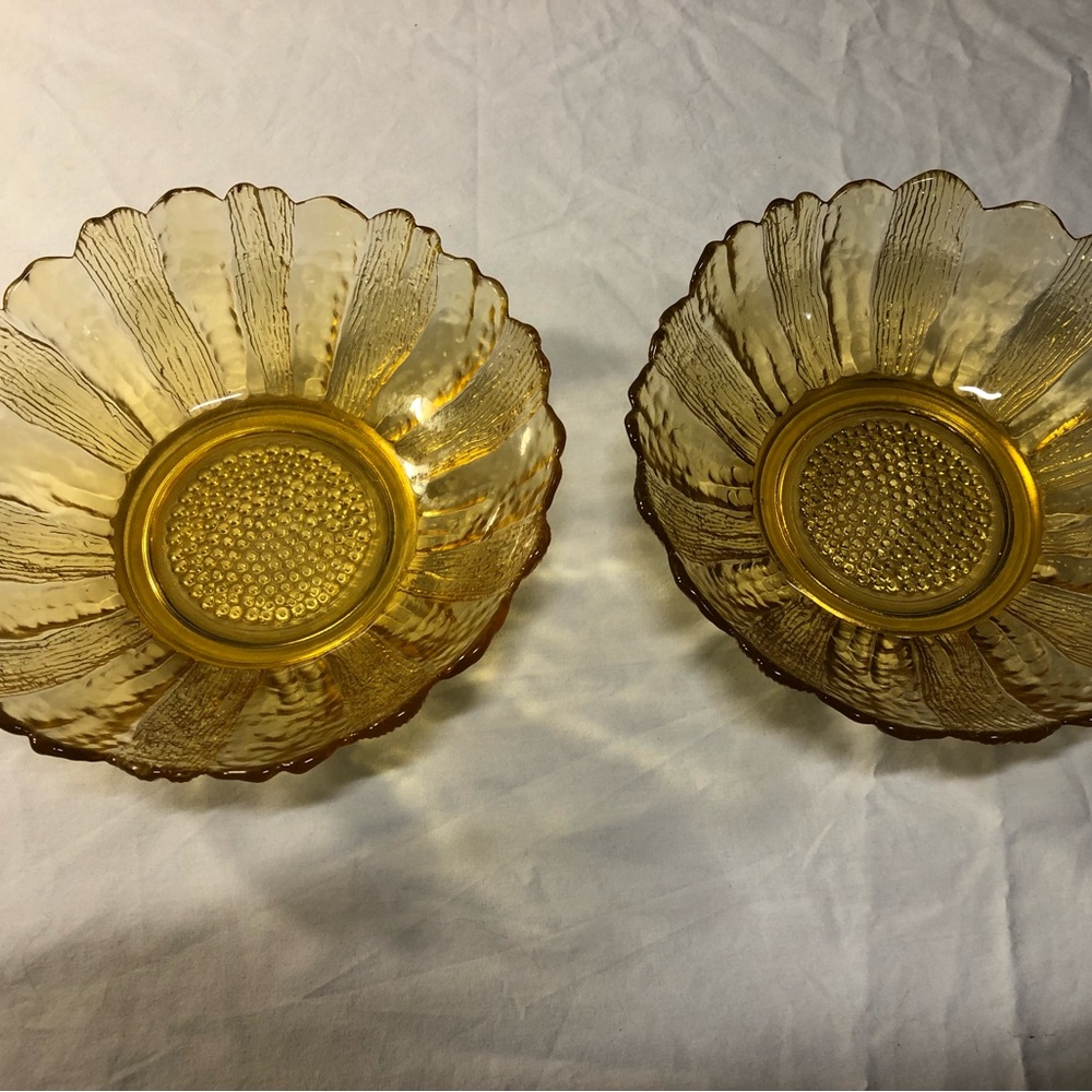 Pair of  Vintage Anchor Hocking Amber Gold Sunflower bowls 1960s  6”